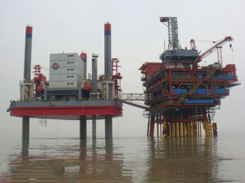 中海油渤中 251 油田海上平臺(tái)電站